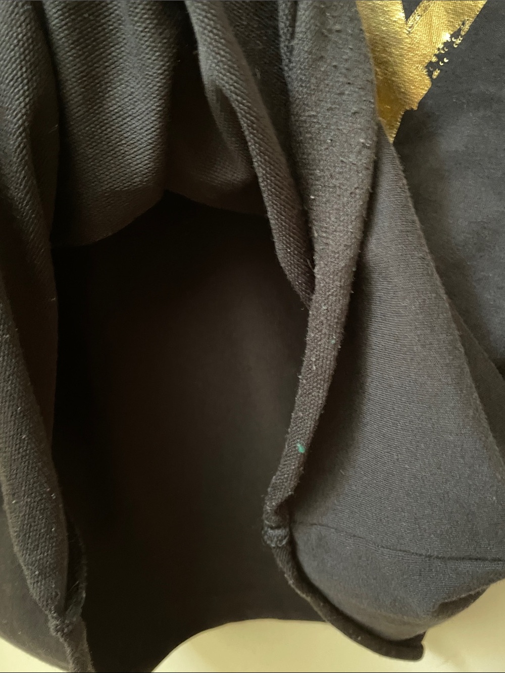 Juicy Couture Cropped Cutoff Black Sweatshirt with Metallic Gold 'JUICY' Logo - Picture 2 of 6